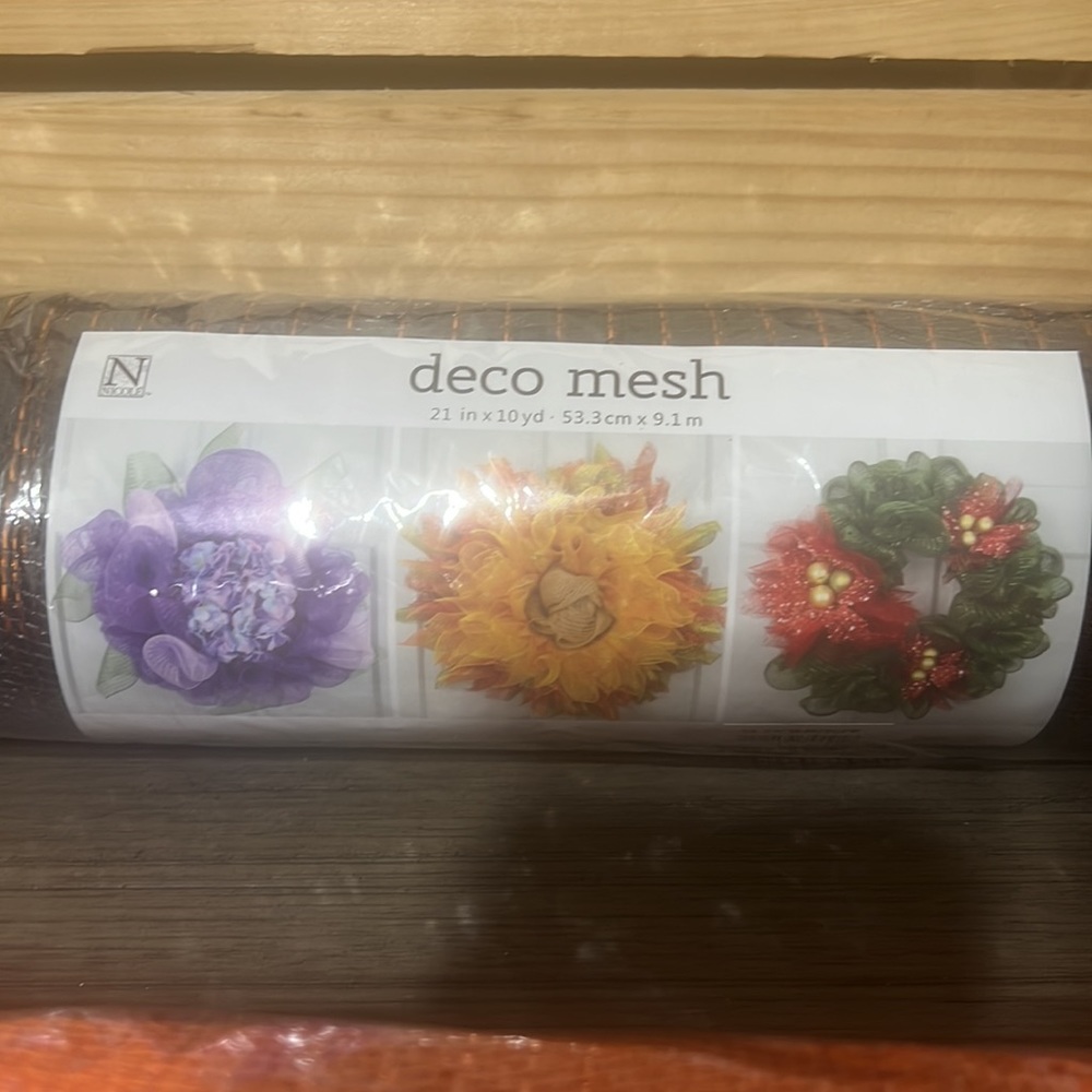 New Fall deco mesh - Picture 3 of 4